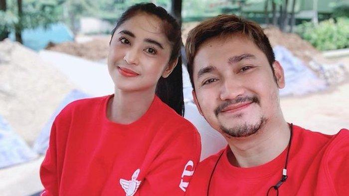 Penyebab cerai Dewi Perssik dan Angga Wijaya.