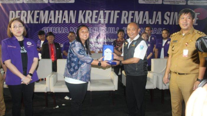Perkemahan Kreatif Remaja Sinode GMIM di Senayan Lobu Mitra Sulawesi Utara