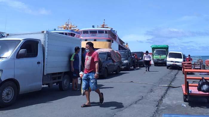 Suasana Pelabuhan Manado yang sepi saat arus balik libur cuti bersama Hari Raya Idul Fitri 1443 Hijriah, Minggu (8/5/2022).