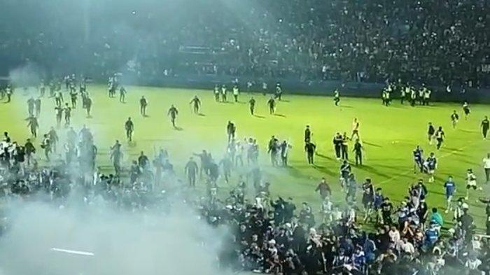Tragedi Kanjurahan Arema vs Persebaya tewaskan ratusan orang.