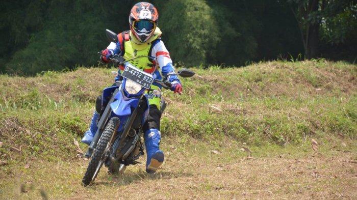 WR 155 R motor sport adventure terbaik di kelasnya.