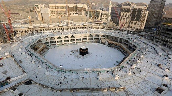 Lakukan Sterilisasi Virus Corona, Arab Saudi Kosongkan Mataf Masjidil Haram Mekah