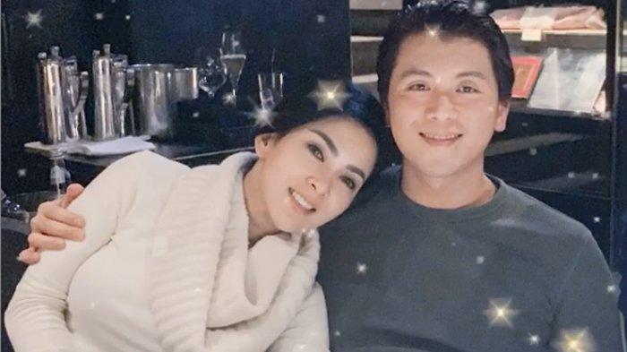 Pasangan Syahrini dan Reino Barack