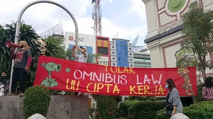 KontraS Kecam Tindakan Semena-mena Polisi Terhadap Demonstran di Medan