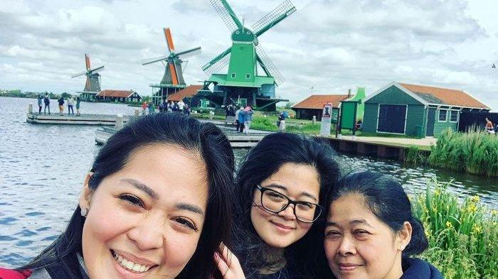 Gracia Indri, Gisela Cindy, dan sang ibu.