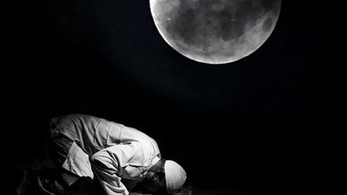 3 Surah Alquran Yang Dibaca Nabi Muhammad Saat Sholat Tahajud, Simak Ceramah Ustadz Adi Hidayat