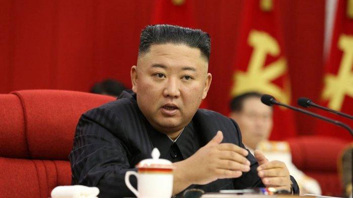 Kim Jong Un memimpin rapat pleno Partai Komunis Korea Utara