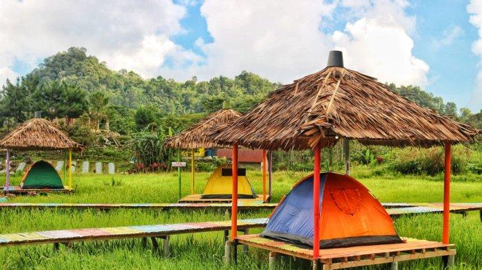 Sawah Tidur berada di kawasan perbukitan