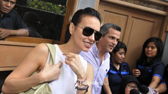 Sophia Latjuba dan Michael Villareal (WARTA KOTA/ NUR ICHSAN)