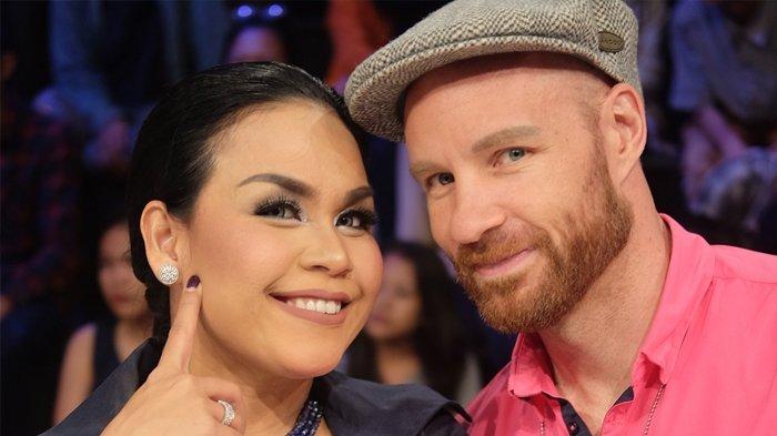 Melaney Ricardo Atur Semua Keuangan karena Ingin Hemat, Tyson Sampai Malu Tak Bisa Bayar Makanan