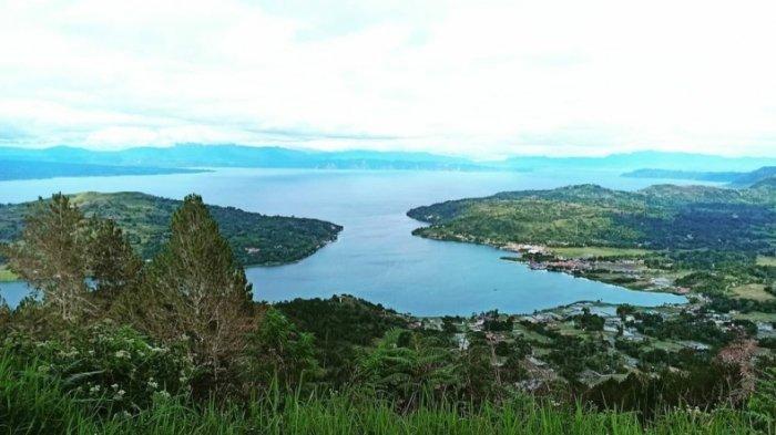 WISATA Sipinsur yang berada di Kabupaten Humbang Hasundutan, Sumatera Utara.