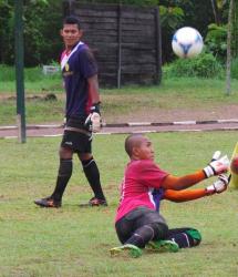 Siapkan Dua Kiper