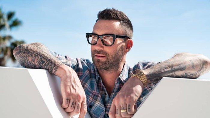 Adam Levine, vokalis grup band Maroon 5.