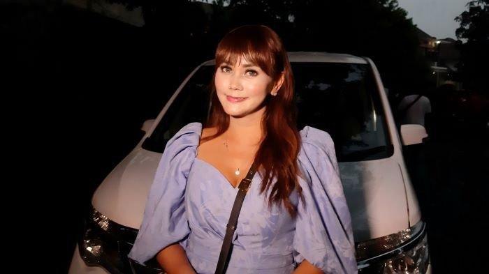 Anita Hara