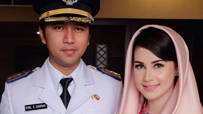 Arumi Bachsin dan Emil Dardak