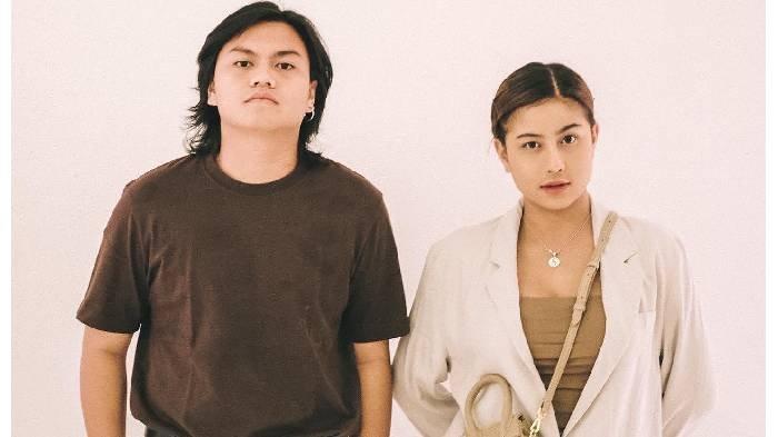 Awkarin diduga putus dengan Gangga Kusuma