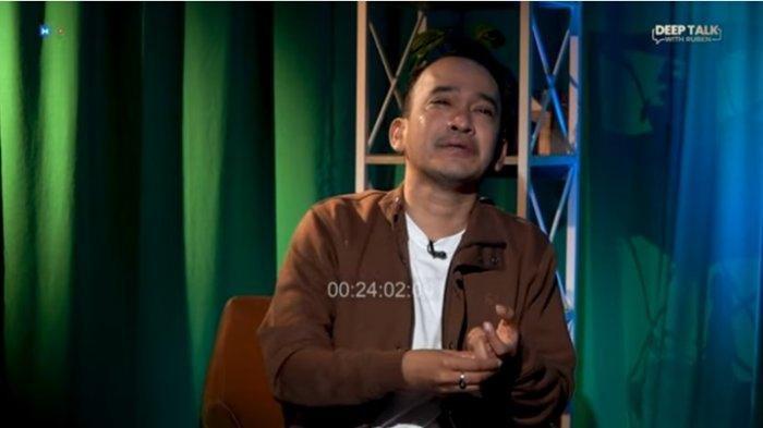 Baru-baru ini, Ruben Onsu berkaca-kaca ceritakan ketakutannya.