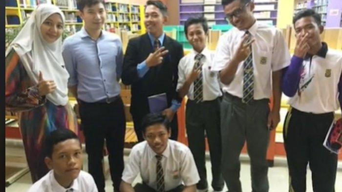 Berawal dari ikut reuni, seorang guru berjodoh dengan mantan muridnya