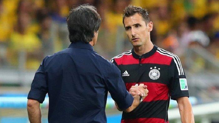 Berikut top skor sepanjang masa Piala Dunia - Miroslav Klose dan Joachim Loew.
