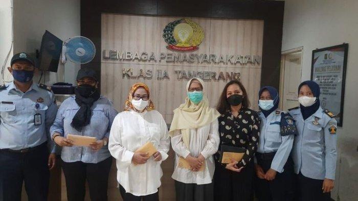 Empat Narapidana Korupsi Terima Pembebasan Bersyarat di Lapas Klas II A Tangerang termasuk mantan Gubernur Banten Ratu Atut Chosiyah Hingga Jaksa Pinangki.