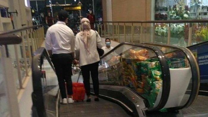 Kaesang dan Nadya Arifta kepergok jalan bareng.