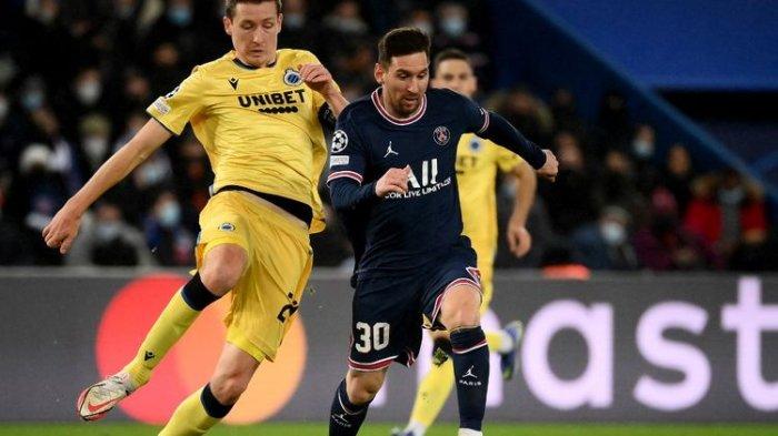 Lionel Messi (kanan) saat berseragam Paris Saint Germain.
