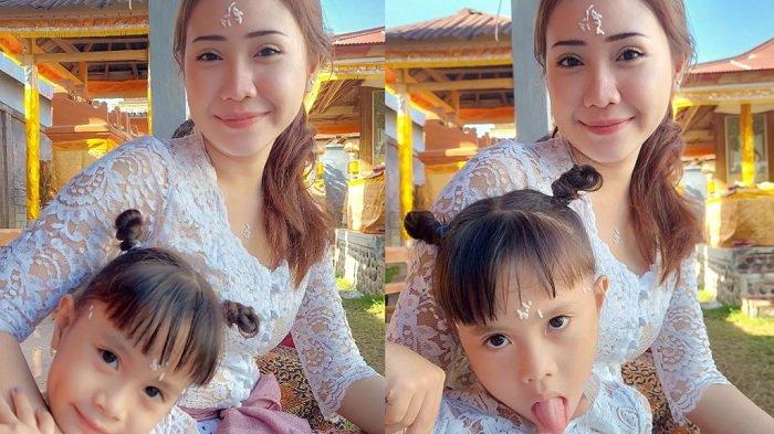Livia Ramadhanty bersama putrinya