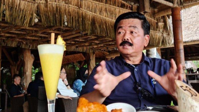 Komandan Lapangan Persiapan MotoGP Mandalika 2022 Marsekal (Purn) Hadi Tjahjanto.