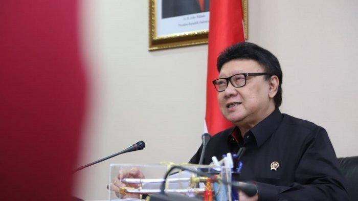 Menteri Pendayagunaan Aparatur Negara dan Reformasi Birokrasi (PANRB) Tjahjo Kumolo semasa hidup dikenal sederhana