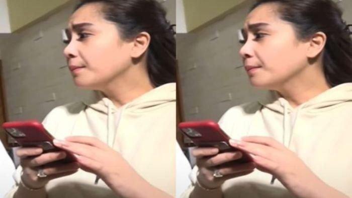 Nagita Slavina membawa iPhone barunya untuk main game cacing-cacingan