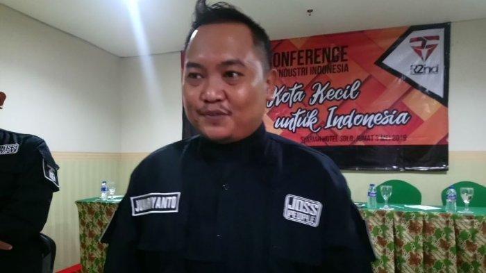 Pemilik bisnis Regarsport, Jumariyanto.