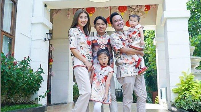 Perayaan Imlek 2021 Sarwendah, Ruben Onsu dan sekeluarga.