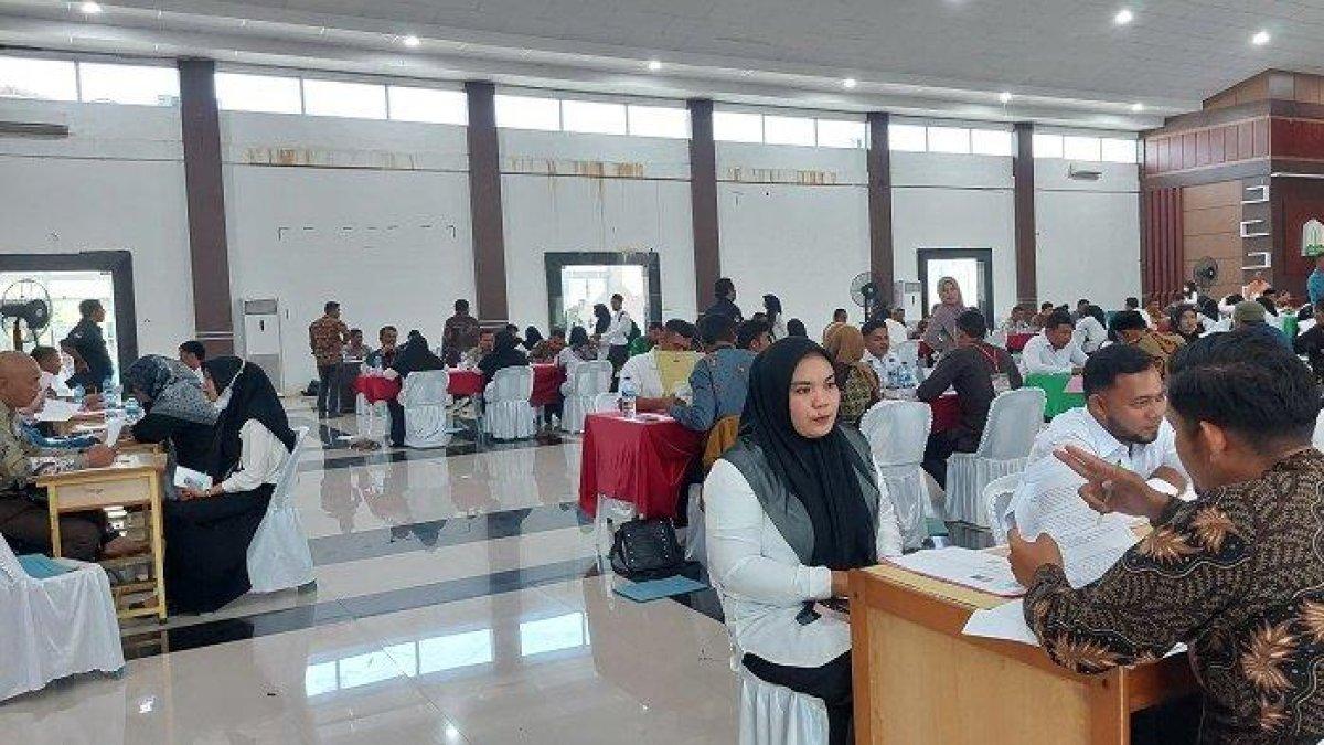 Peserta calon PPS mengikuti tes wawancara di Gedung Pidie Convention Center (PCC) di Gampong Lampeudeu Baroh, Kecamatan Pidie, Kamis (19/1/2023).