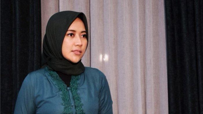 Putri Bupati Bogor Ade Yasin, Nadia Hasna.