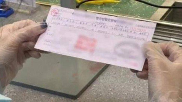 Sertifikat deposito palsu yang dibawa Li