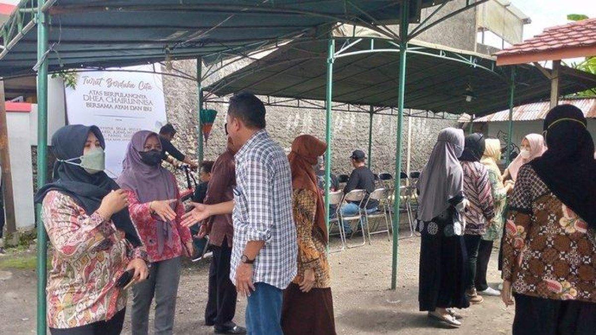 Suasana rumah duka korban pembunuhan sekeluarga di Dusun Prajen, Desa Mertoyudan, Kabupaten Magelang, Selasa (29/11/2022)