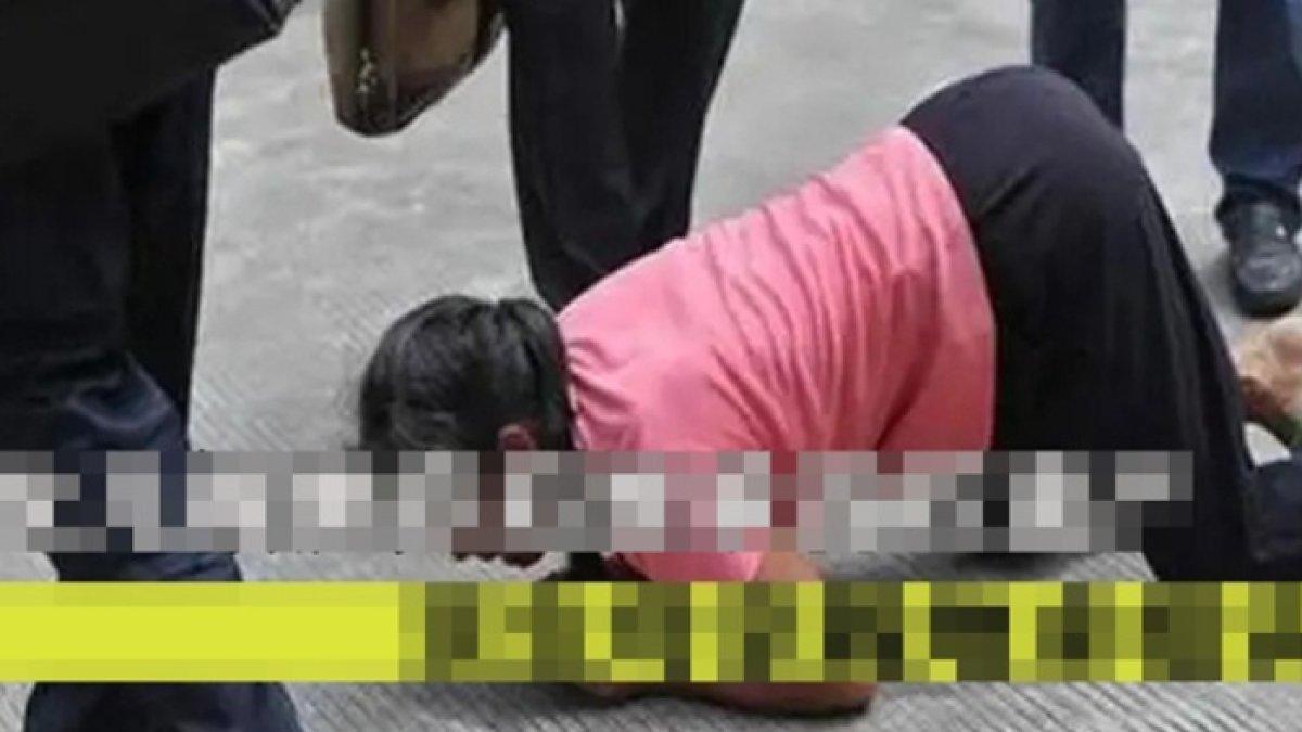Wang Gui sampai bersujud demi dapatkan anaknya kembali