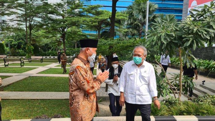 Gubernur Sumatera Barat Mahyeldi temui Menteri PUPR dan mengusulkan percepatan pembangunan infrastruktur