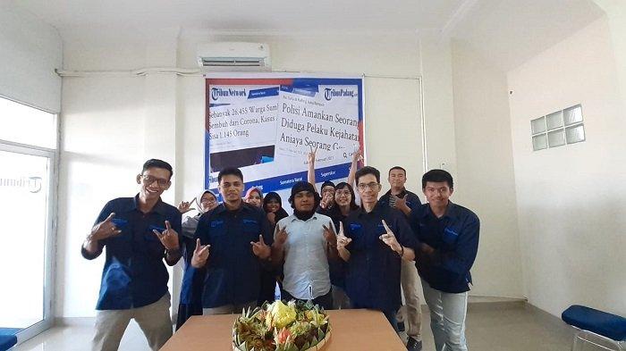 Acara syukuran HUT ke-2 TribunPadang yang berlangsung di Kantor Redaksi&Bisnis;, Jl Dr Sutomo Kota Padang, Kamis (18/2/2021) mulai pukul 15.00 hingga 16.00 WIB. T