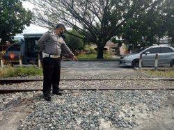 Lokasi kecelakaan kereta api kontra sepeda motor di Jalan Adinegoro, Lubuk Buaya, Kota Padang, Jumat (22/1/2021).