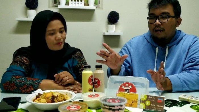 Tak hanya minuman, tim Lemak Nian Oi bahkan diberi kesempatan mencicipi beberapa produk unggulan Malahayati.