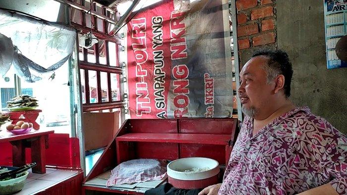 Pak Ujang berharap kondisi Pandemi Covid-19 segera membaik agar usaha kuliner miliknya bisa bangkit kembali seperti sedia kala.