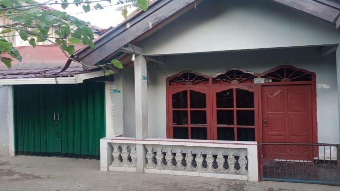 Kediaman korban Lusi Tania dan keluarga di wilayah Kampung Sawah Kelurahan Pasar Kecamatan Muaradua OKU Selatan, Selasa (24/11/2020).