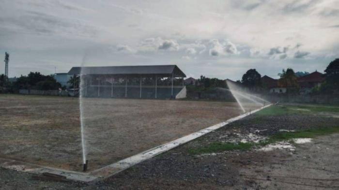 PT Bukit Asam Tbk (PTBA) melalui dana Corporate Social Responsibility (CSR) senilai Rp 2.293.500.000 melakukan renovasi Lapangan Sepakbola Saringan yang berlokasi di Saringan Desa Lingga, Kecamatan Lawang Kidul, Kabupaten Muaraenim, Jumat (13/11).