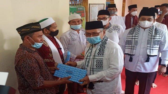 Nuzulul Qur’an 1442 H dilaksanakan bertepatan dengan Safari Ramadhan dan Taraweh Keliling Bupati dan Wakil Bupati Banyuasin berlangsung di Kelurahan Sukamoro Kecamatan Talang Kelapa, Kamis (29/04/2021).
