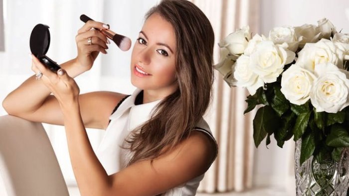 Touch up Makeup.