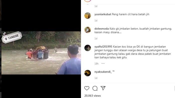 Warga Gotong Keranda di Sungai. Lokasi di Tangse, Pidie Aceh