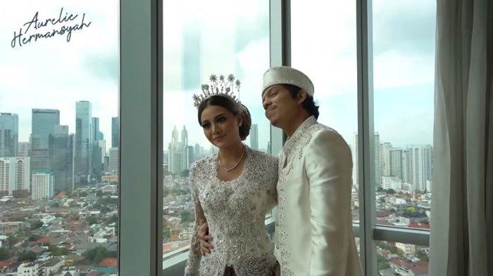 Pasangan selebriti Atta Halilintar dan Aurel Hermansyah akhirnya resmi menjadi suami istri.
