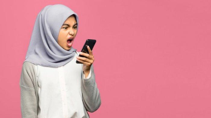 Illustrasi seseorang yang berpuasa namun berkata kasar atau kotor