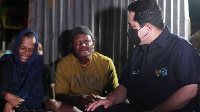 Menteri BUMN Erick Thohir jamin pengobatan dan menyemangati mantan pebasket putri nasional asal Papua, Jacklien Ibo agar bersedia dirawat di rumah sakit sehingga sembuh dari penyakit radang paru-paru.
